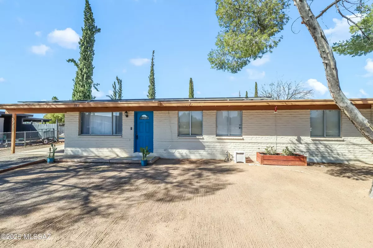 Tucson, AZ 85730,7231 E Pomegranate Street