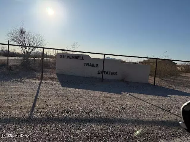 18000 W Husker Lane, Marana, AZ 85653