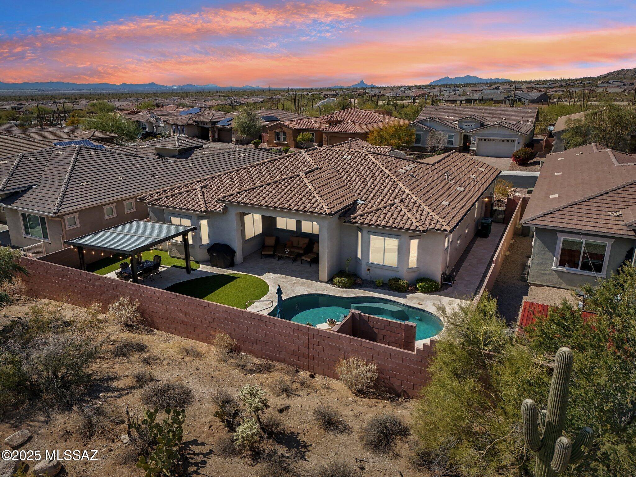 Marana, AZ 85658,7425 W Cactus Flower Pass