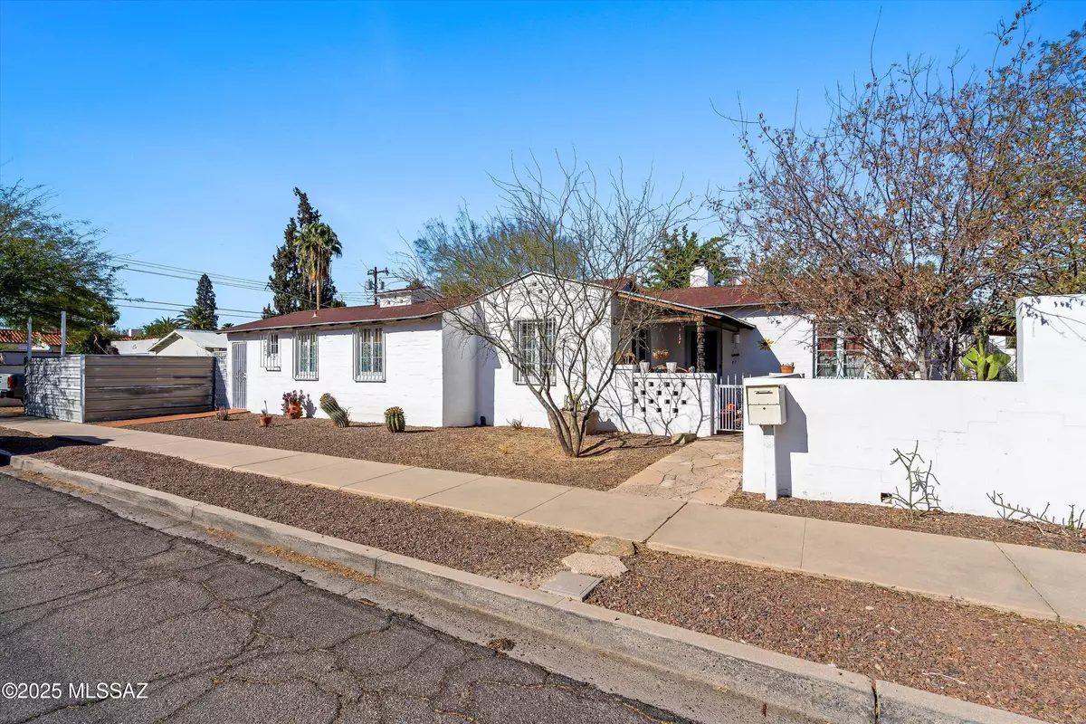 Tucson, AZ 85719,2048 E Hawthorne Street