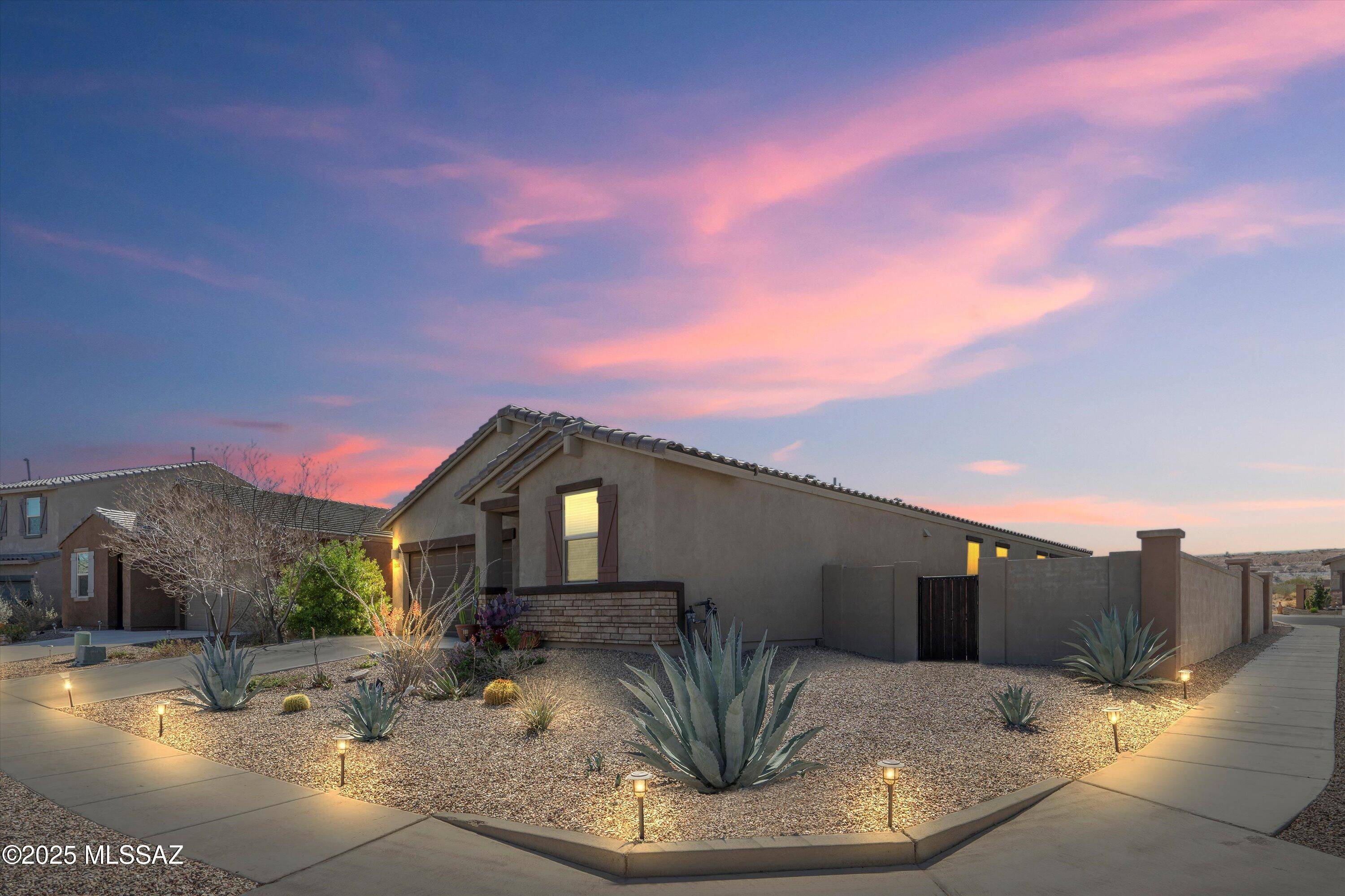 15434 S Calle Nopalera, Sahuarita, AZ 85629