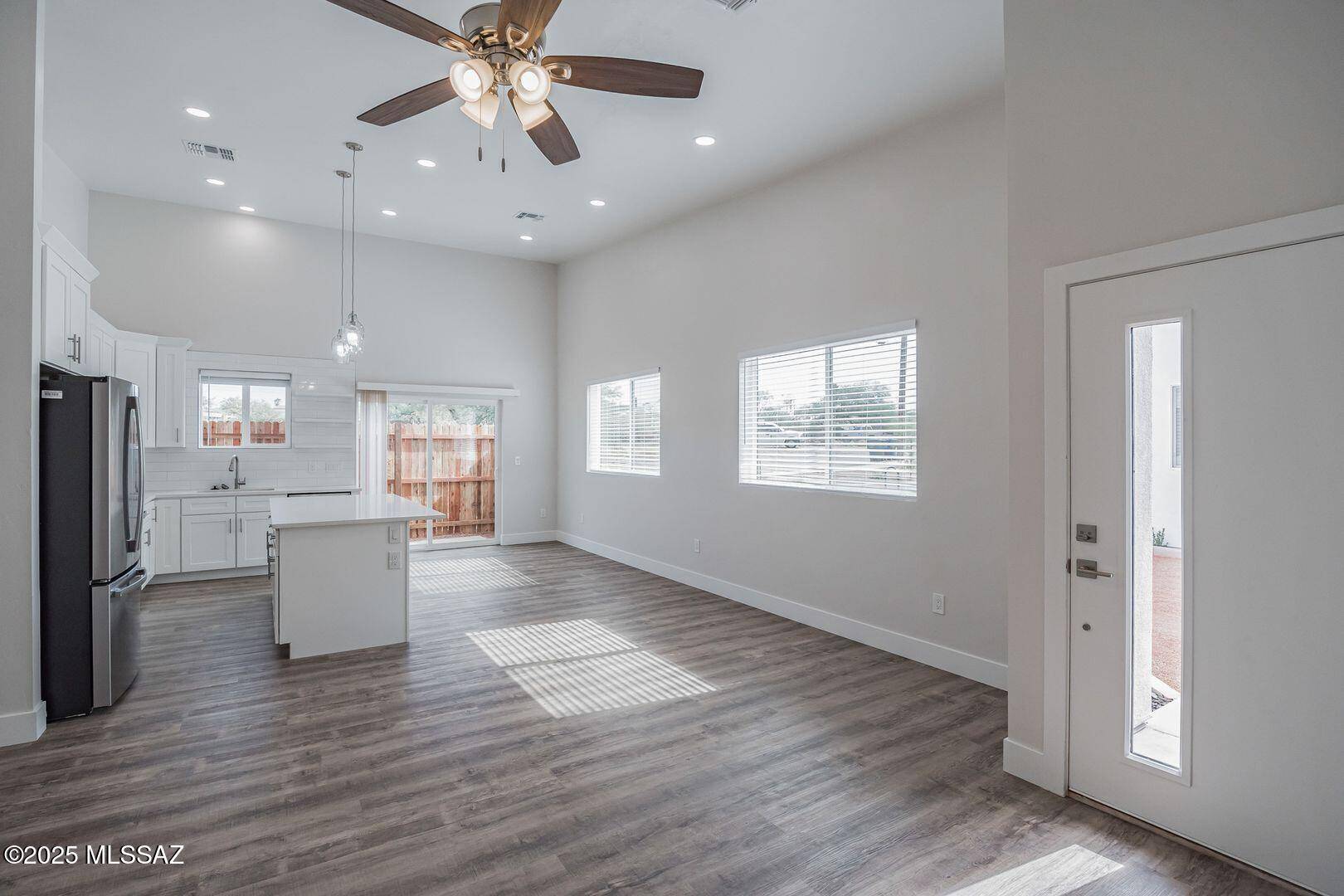 Tucson, AZ 85705,765 N Anita Ave  #1