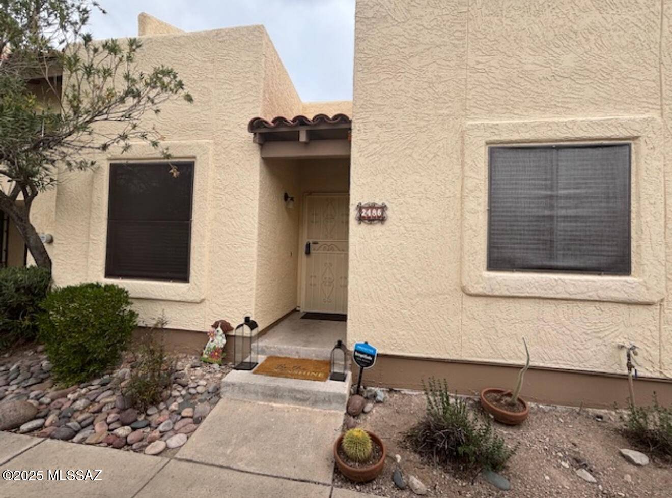2486 N Ironwood Ridge Drive, Tucson, AZ 85745