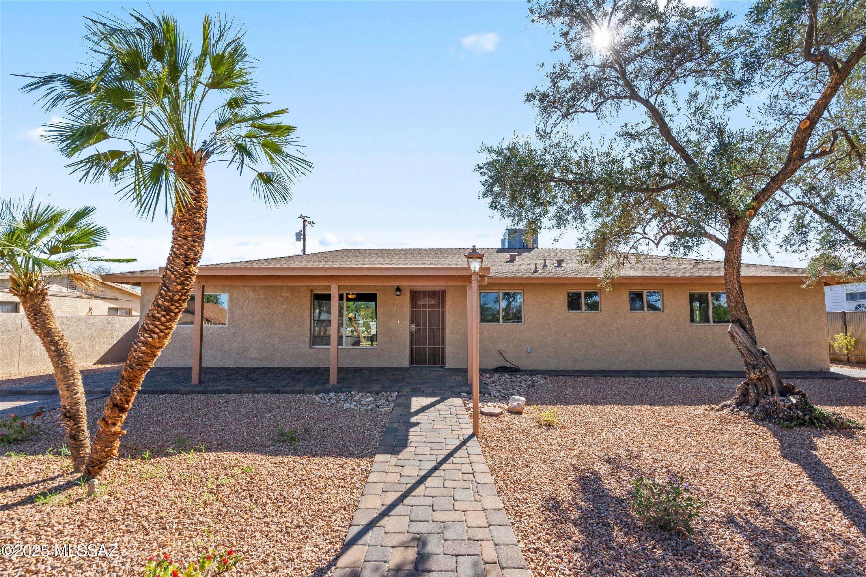 1331 S edlin Avenue, Tucson, AZ 85711