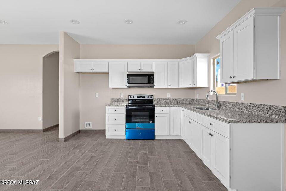 Tucson, AZ 85705,1222 N 13th Avenue