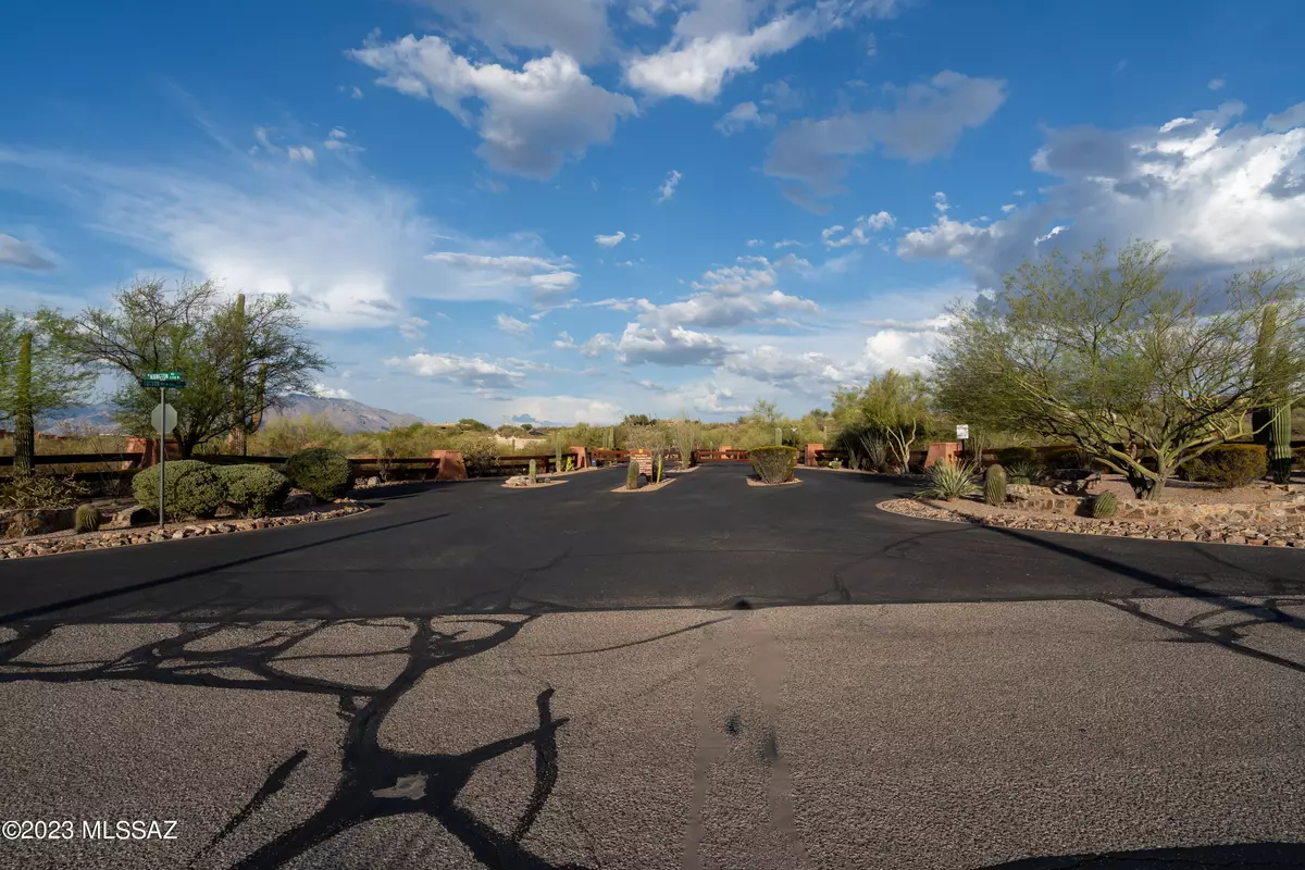 Tucson, AZ 85743,5575 W Tucson Mountain Place #53