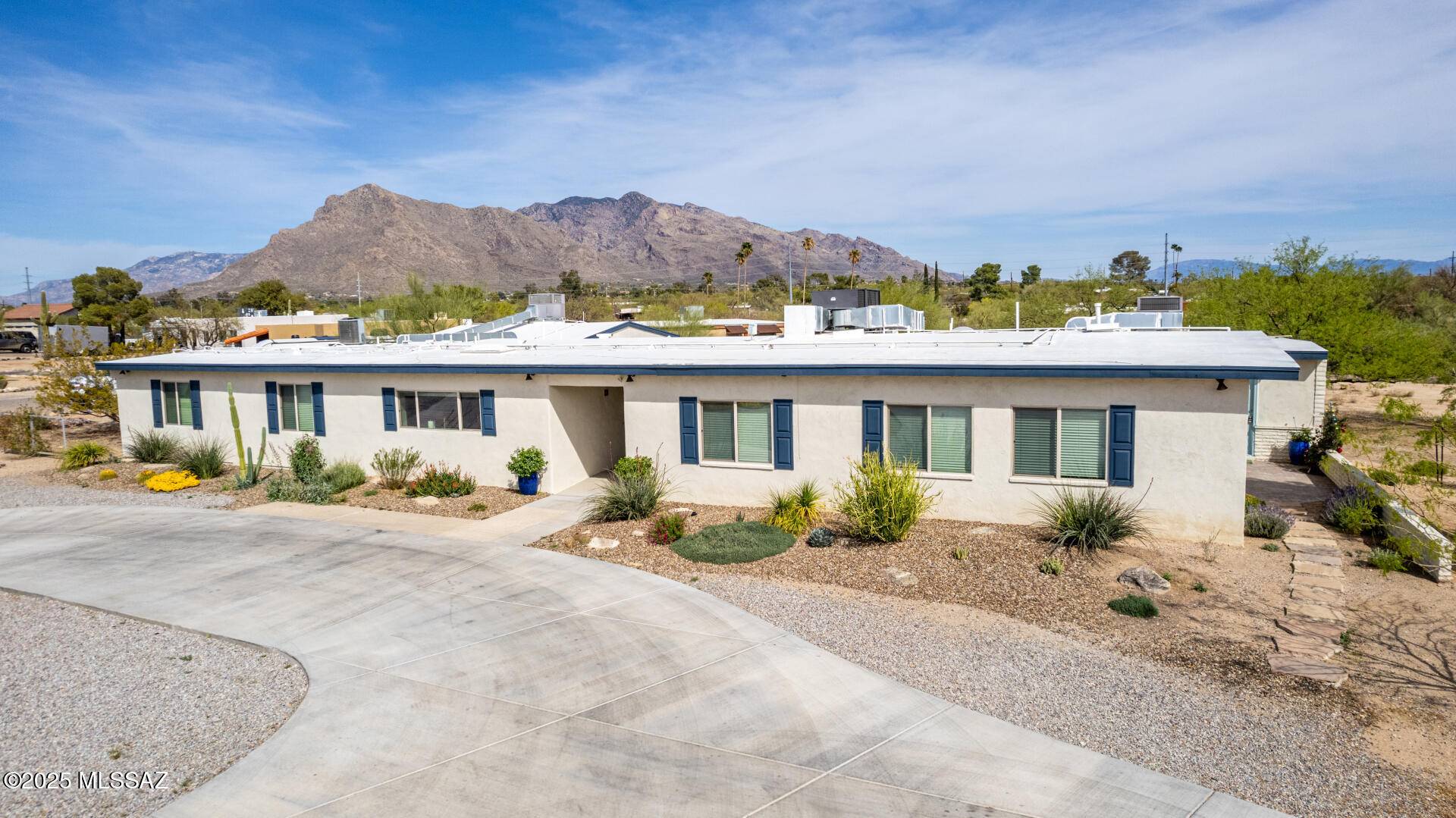 1521 W Chapala Drive, Tucson, AZ 85704