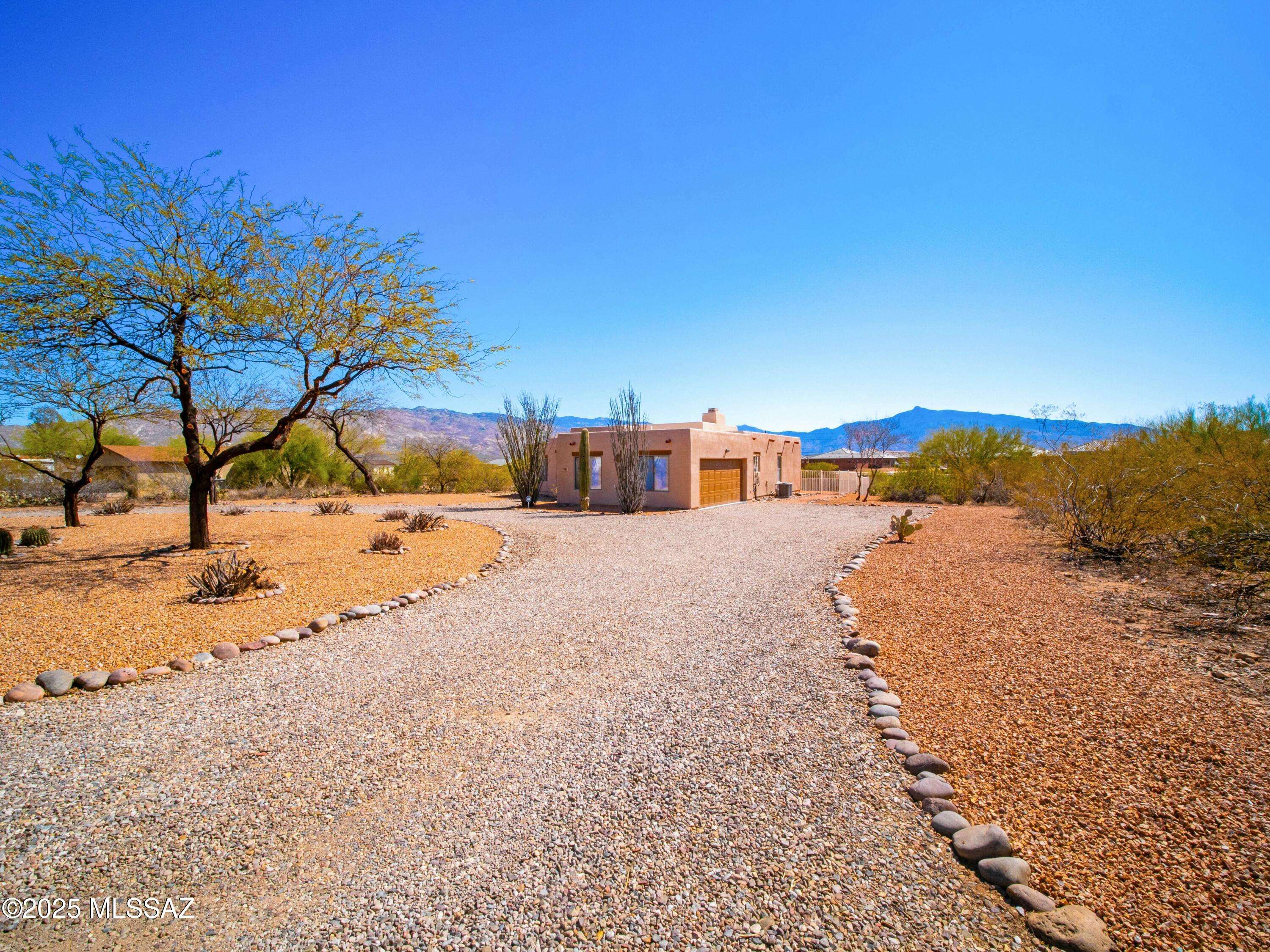 7991 S Avenida Bonita, Tucson, AZ 85747