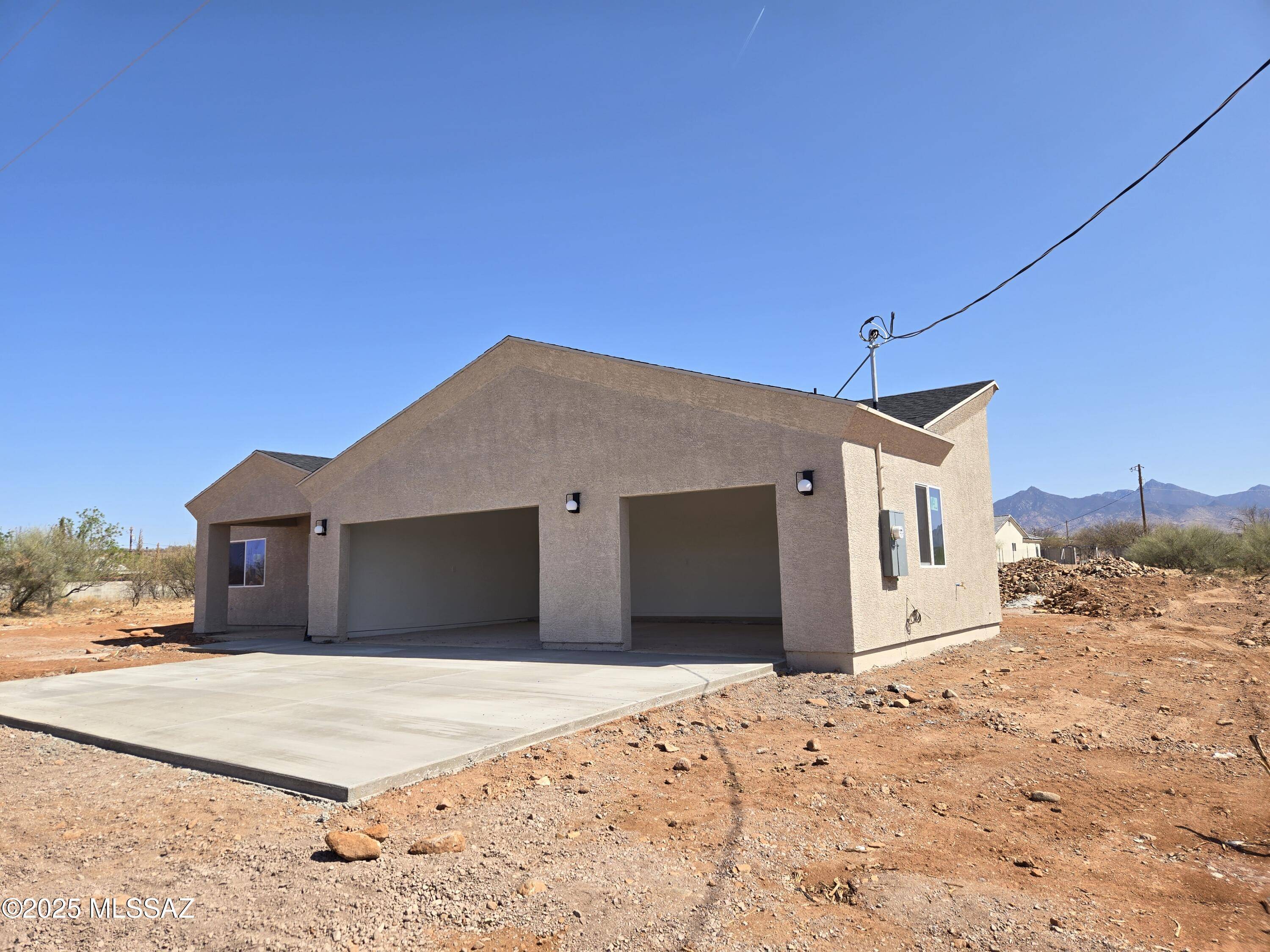 1795 Pillares Court, Rio Rico, AZ 85648