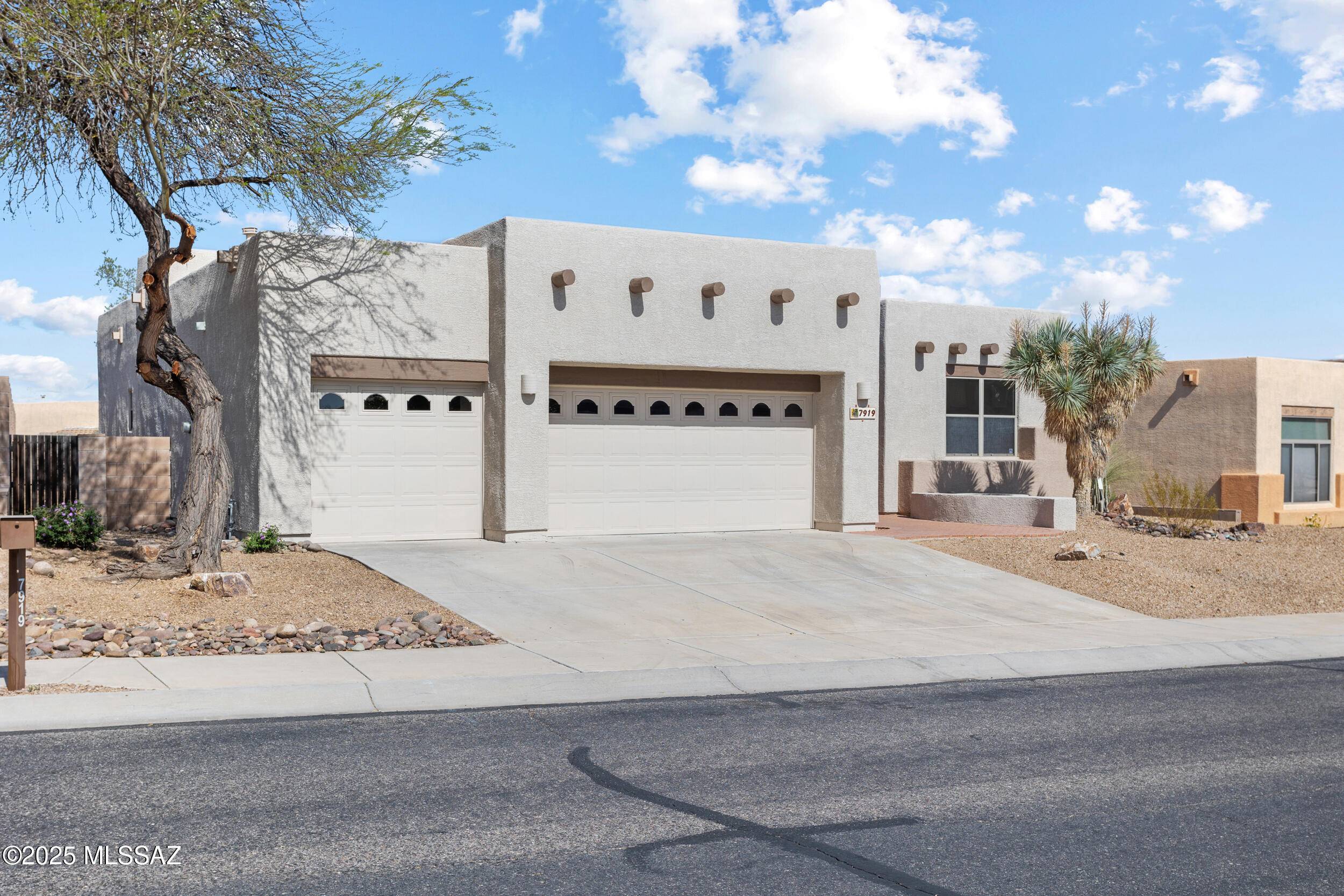 7919 N Window Trail, Tucson, AZ 85743