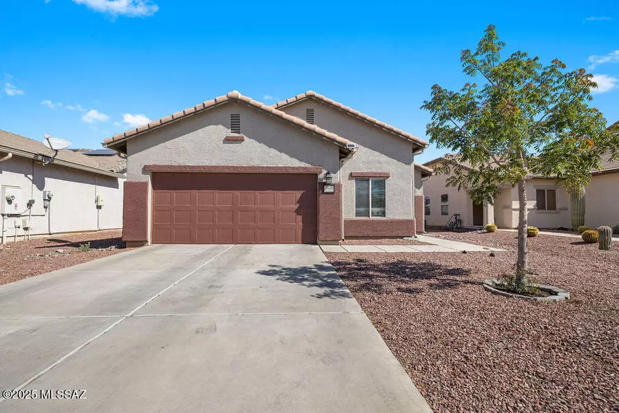 20898 E Treasure Road, Red Rock, AZ 85145