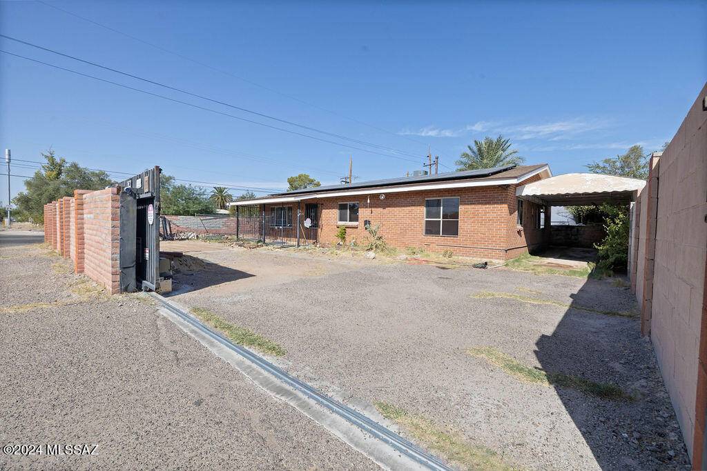 Tucson, AZ 85712,4301 E Lester Street