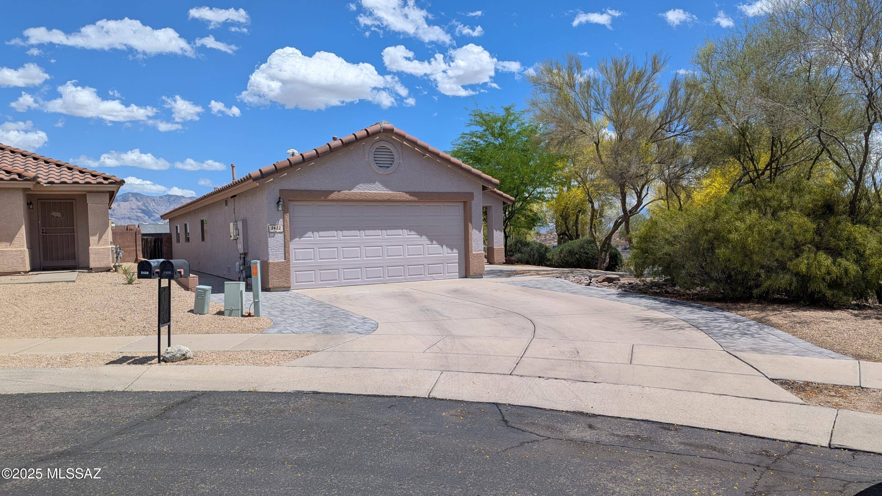 3422 N Oak Springs Court, Tucson, AZ 85745