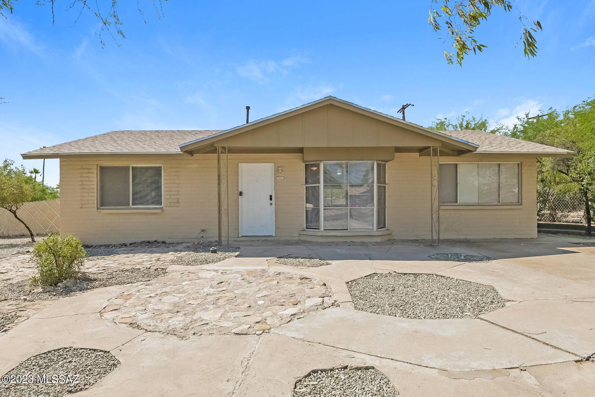 Tucson, AZ 85713,1901 W Castle Drive