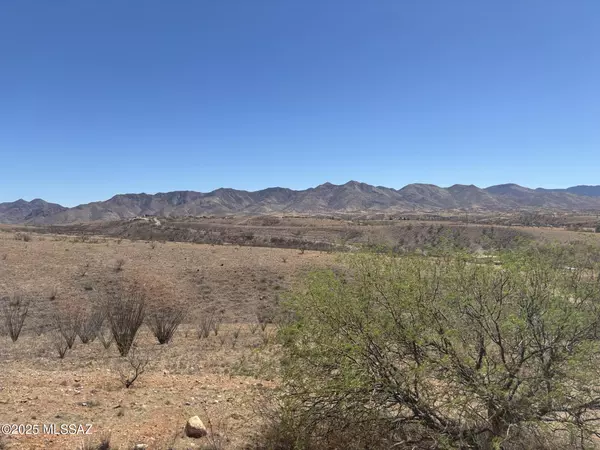 13 Rosete Court #4, Nogales, AZ 85621