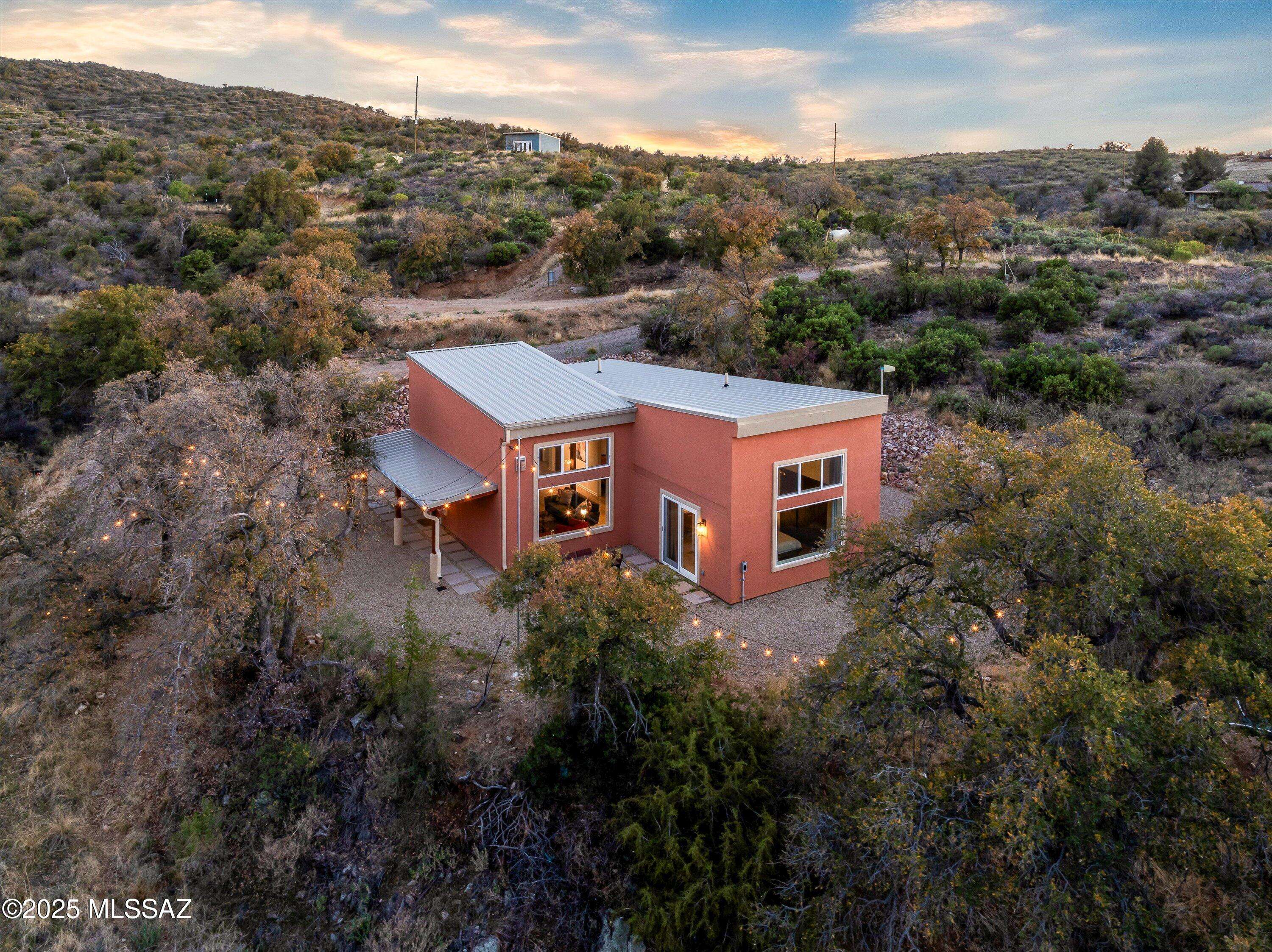 275 W Rochette RoadNW, Oracle, AZ 85623