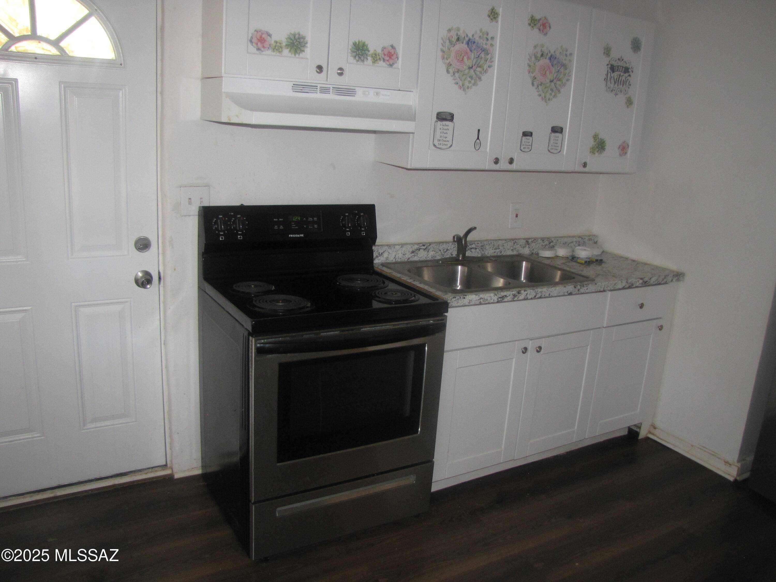 Tucson, AZ 85711,4717 E 1st Street