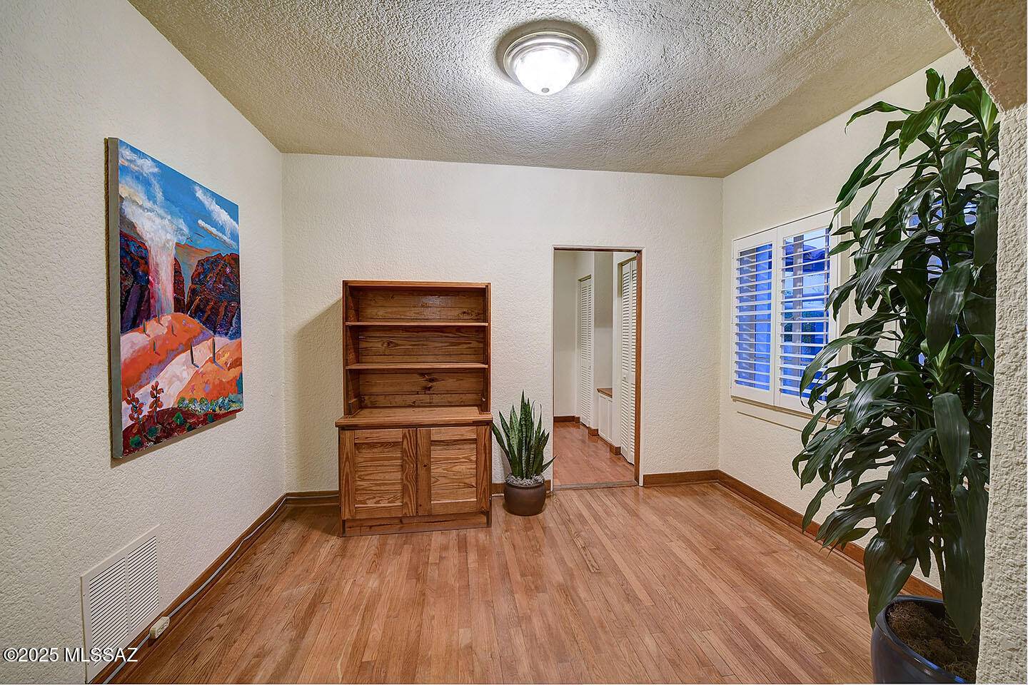Tucson, AZ 85719,2208 E 3rd Street
