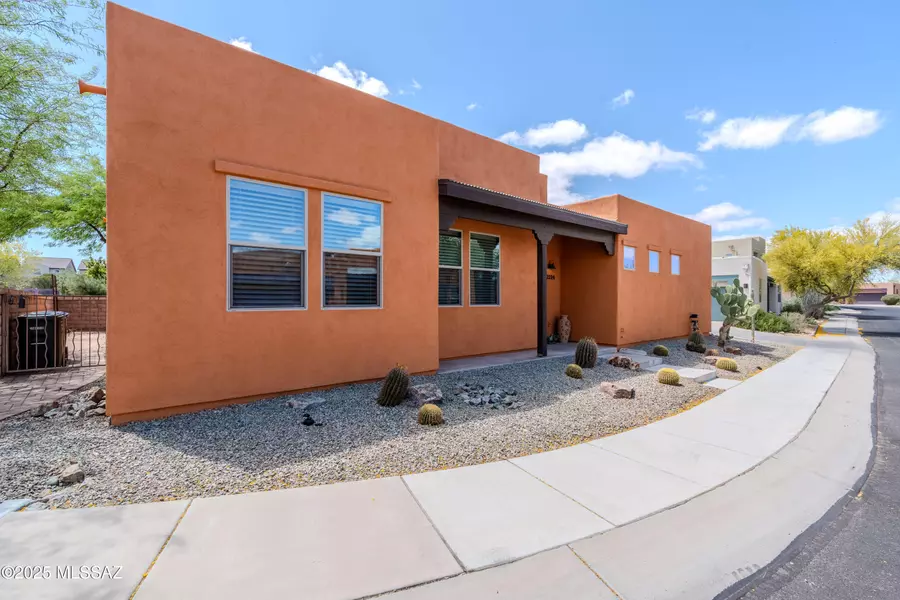 10594 E Marchetti Loop, Tucson, AZ 85747