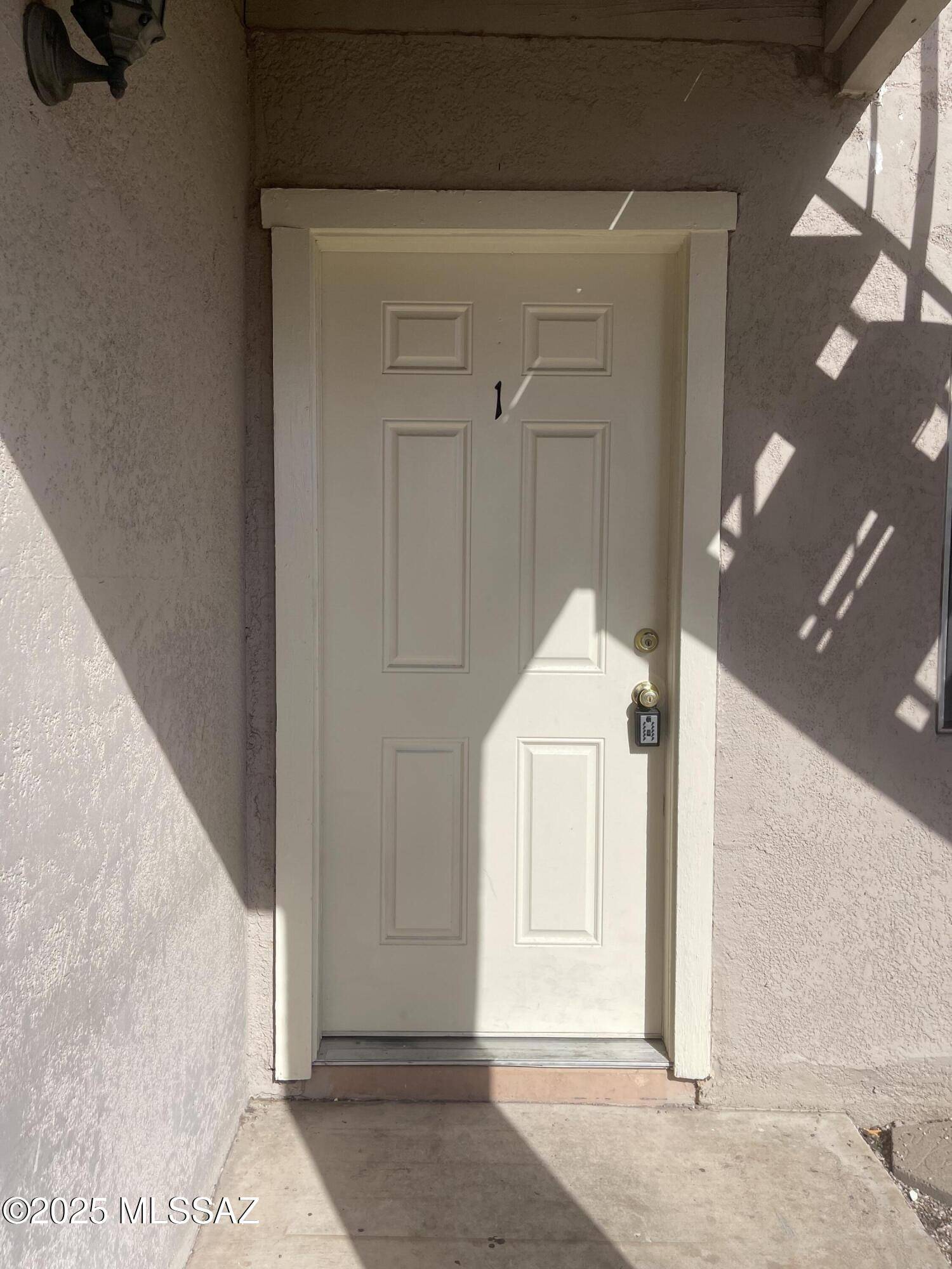 Tucson, AZ 85730,3803 S Queen Palm Drive