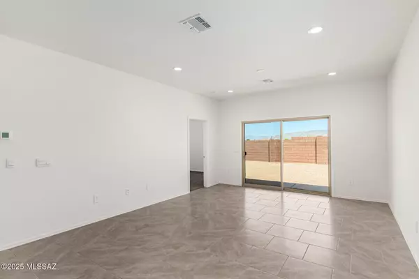 Vail, AZ 85641,12064 E Patricia Ann DriveW