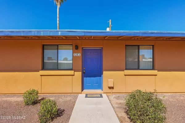 Tucson, AZ 85745,350 N Silverbell Road #APT 191