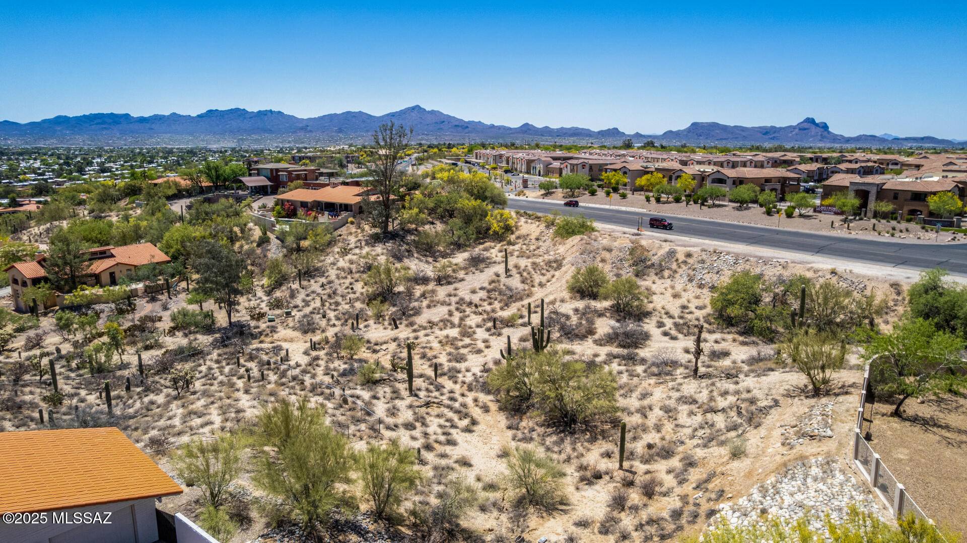 Tucson, AZ 85742,8242 N Shannon Road #1207