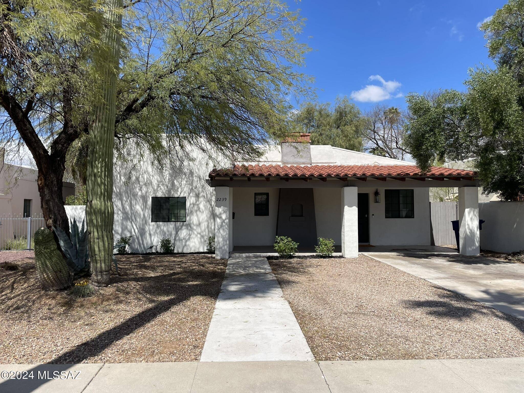 Tucson, AZ 85719,2239 E 4th Street