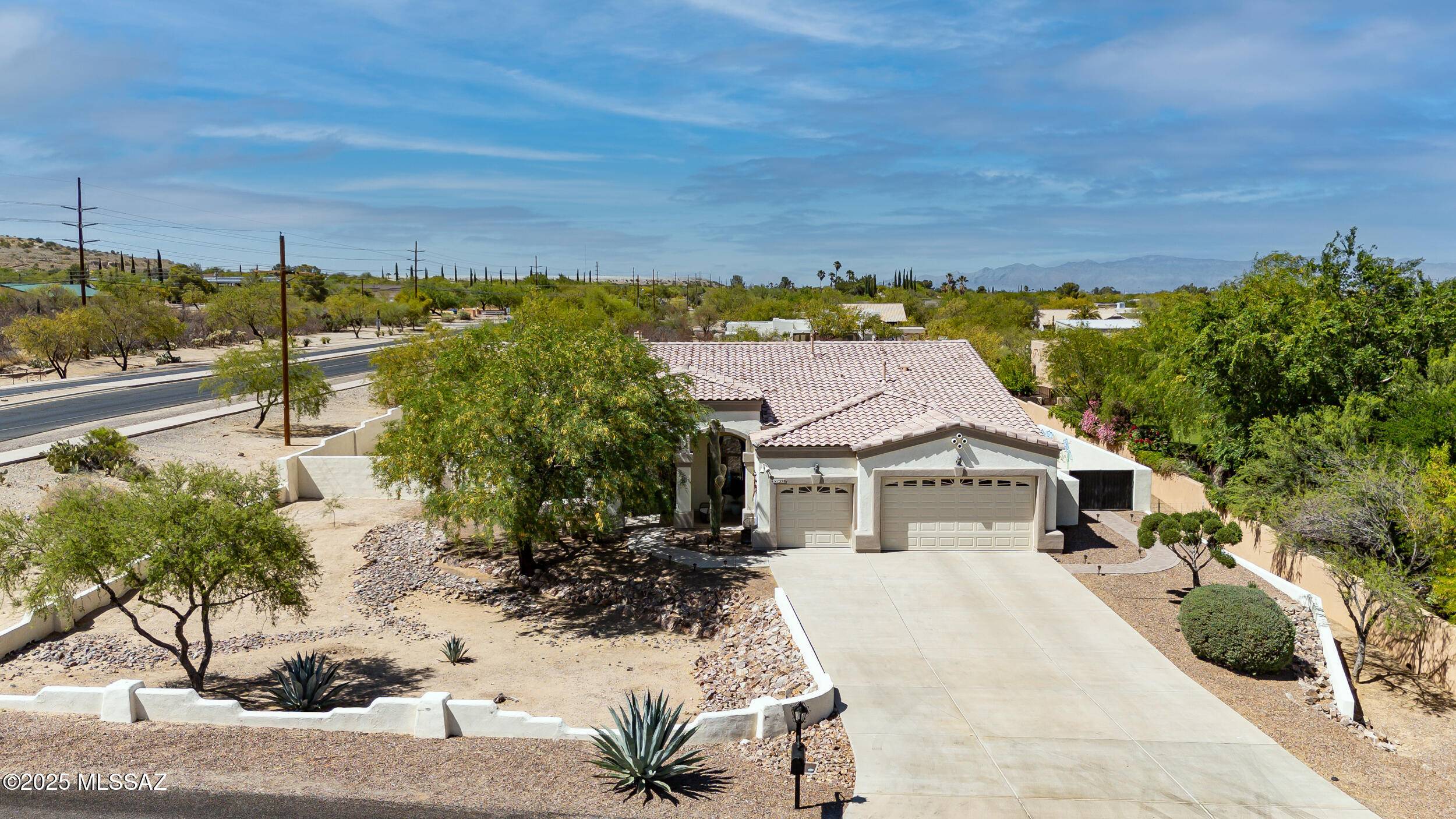 1398 W Bosque Drive, Sahuarita, AZ 85629