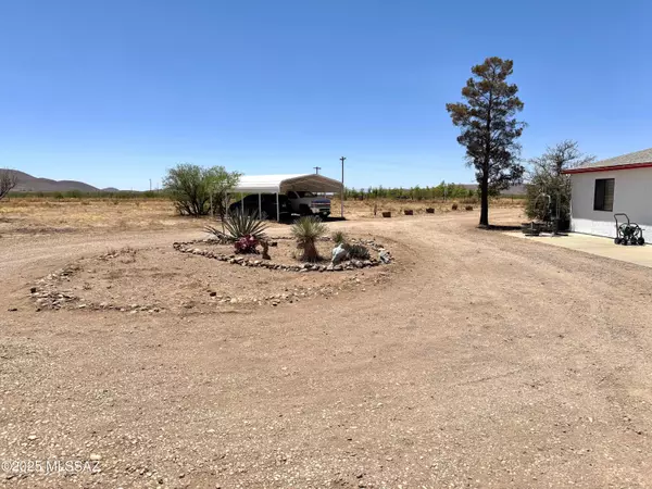 Pearce, AZ 85625,13384 S Cottonwood Road