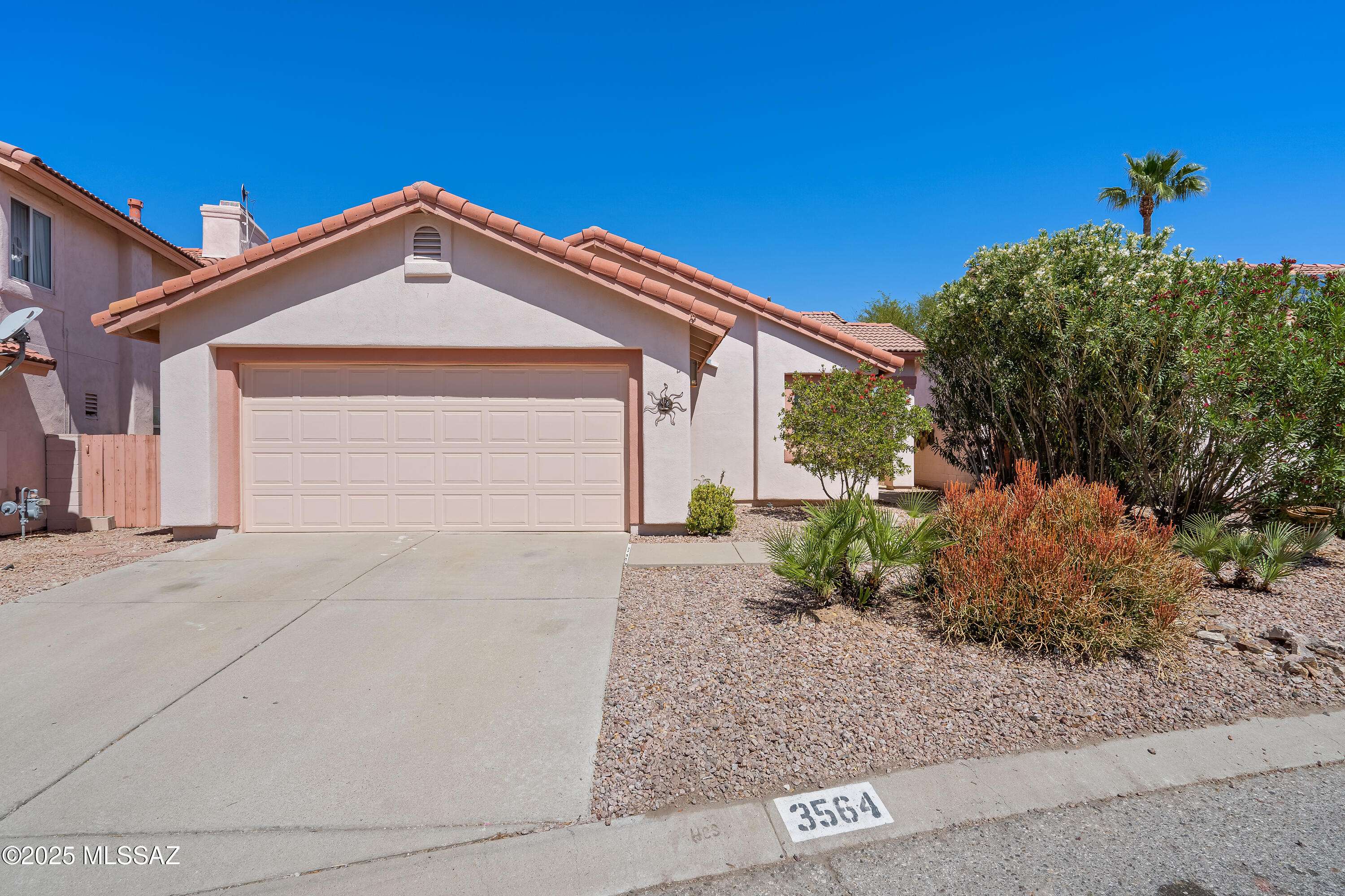 Tucson, AZ 85742,3564 W Sky Ridge Loop
