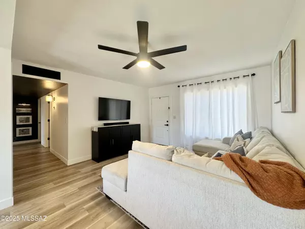 Tucson, AZ 85730,7127 E Portland Drive