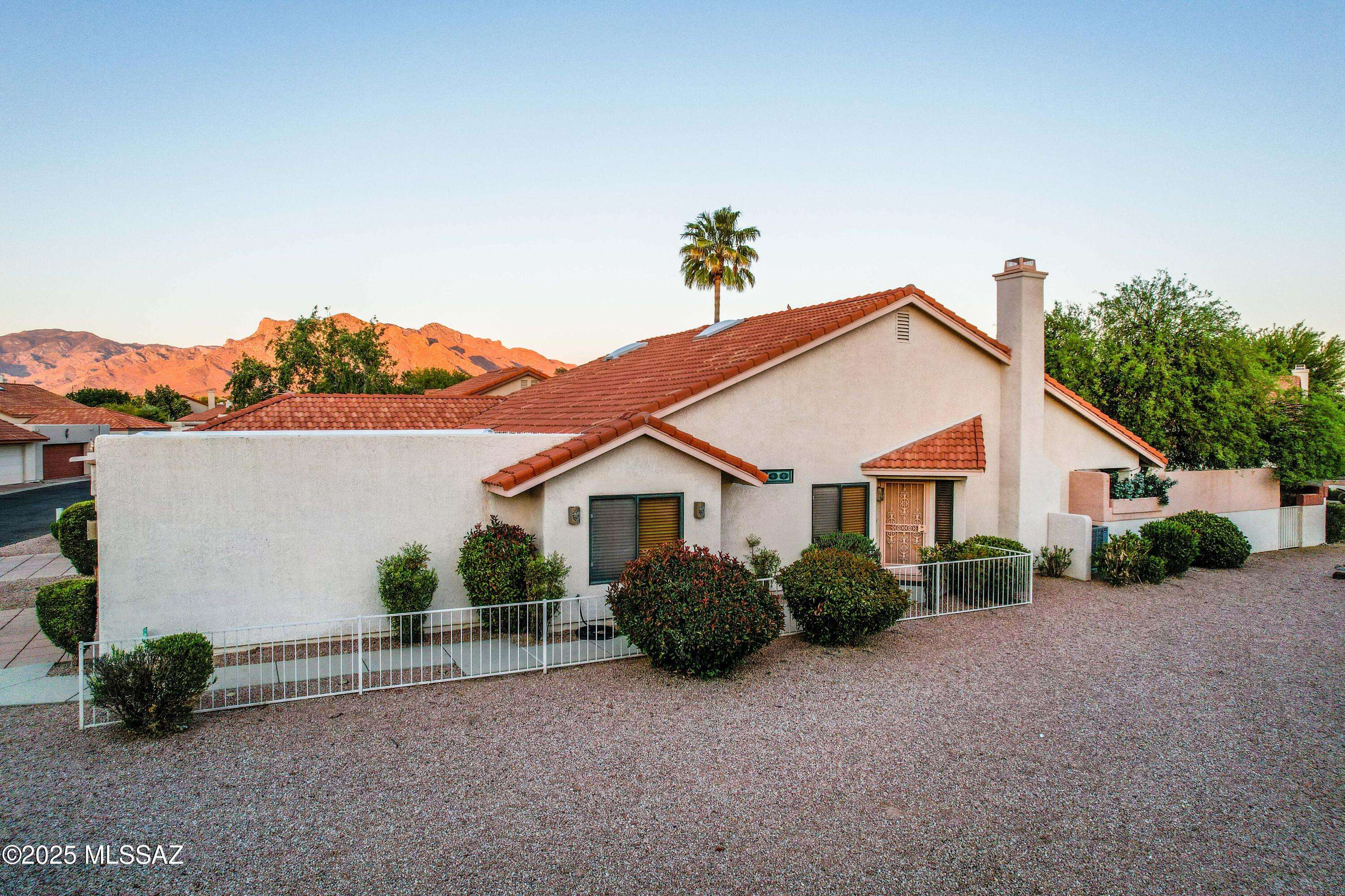 2429 W Tom Watson Drive, Tucson, AZ 85742