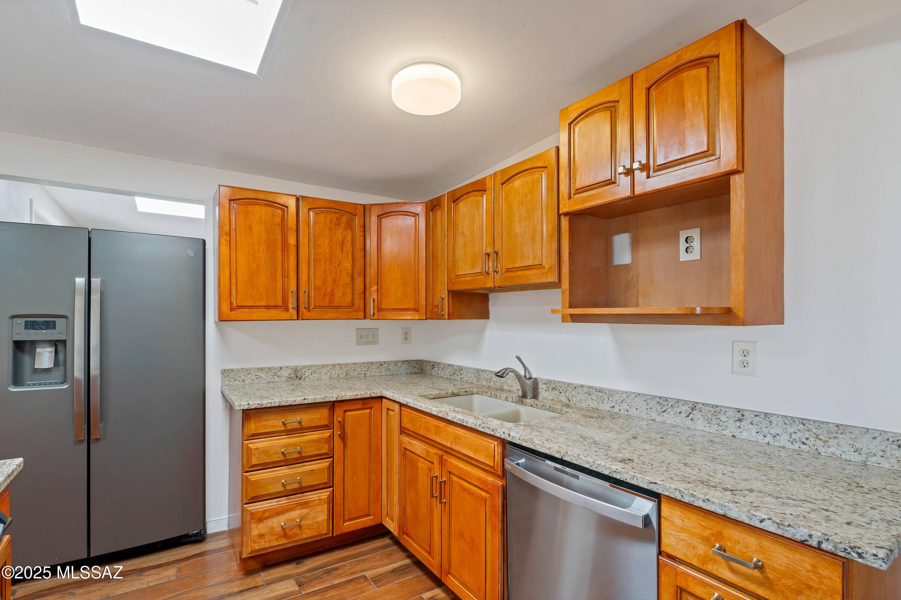 Tucson, AZ 85710,8105 E Beverly Street