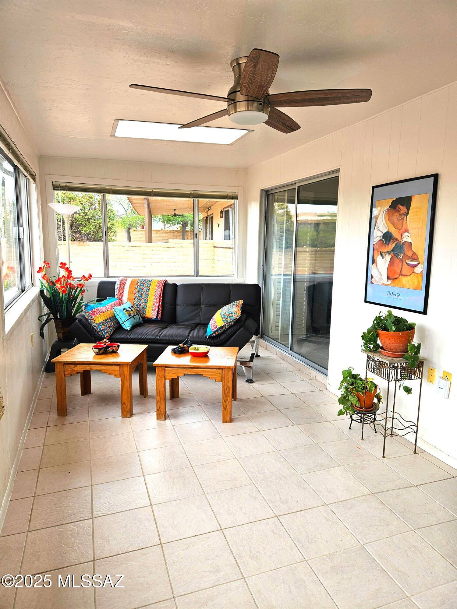 Green Valley, AZ 85614,341 W Rio-Santa Cruz