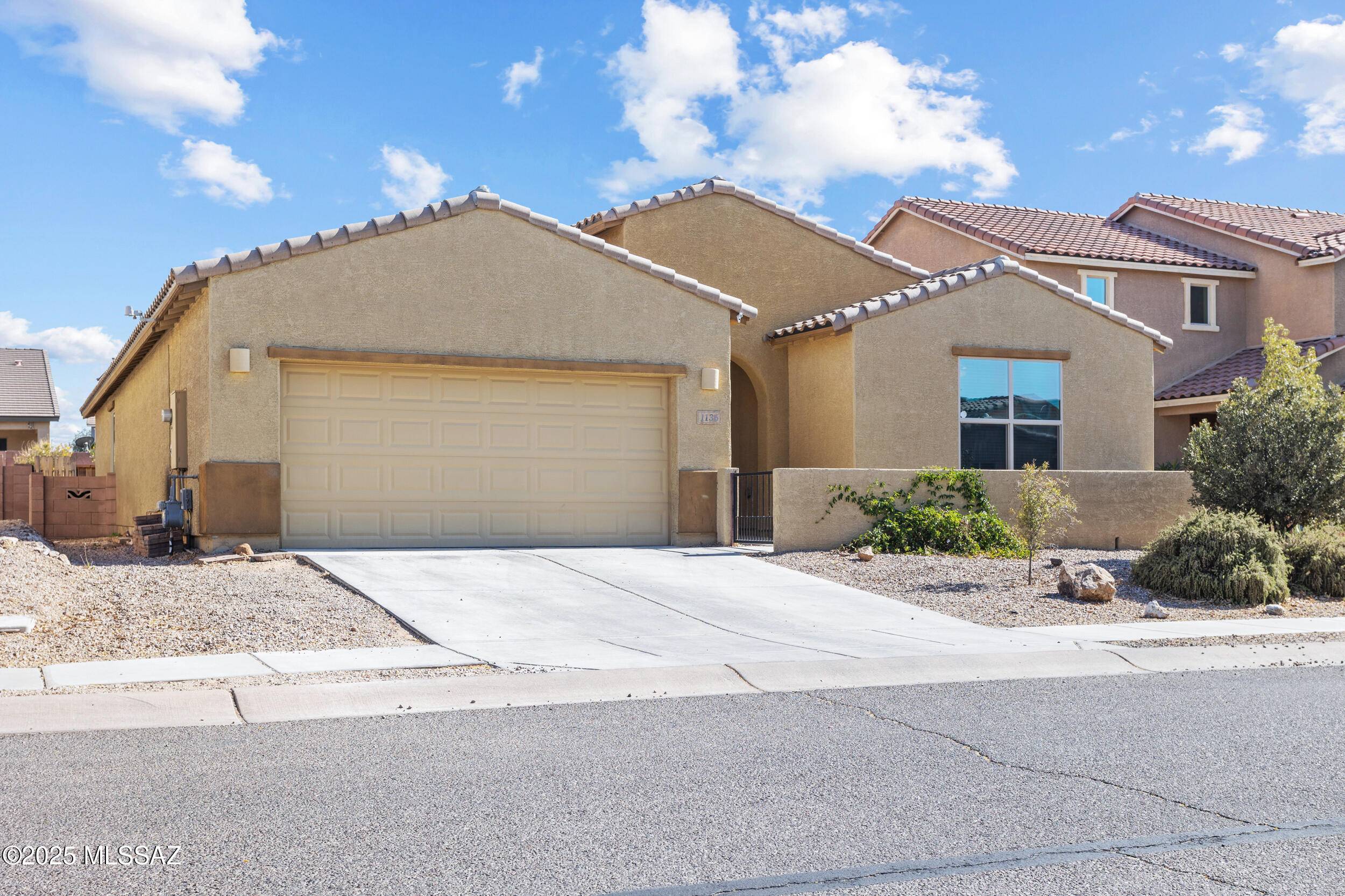 1136 E Empire, Sahuarita, AZ 85629