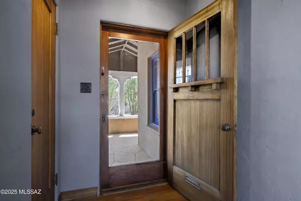 Tucson, AZ 85719,1300 E Grant Road