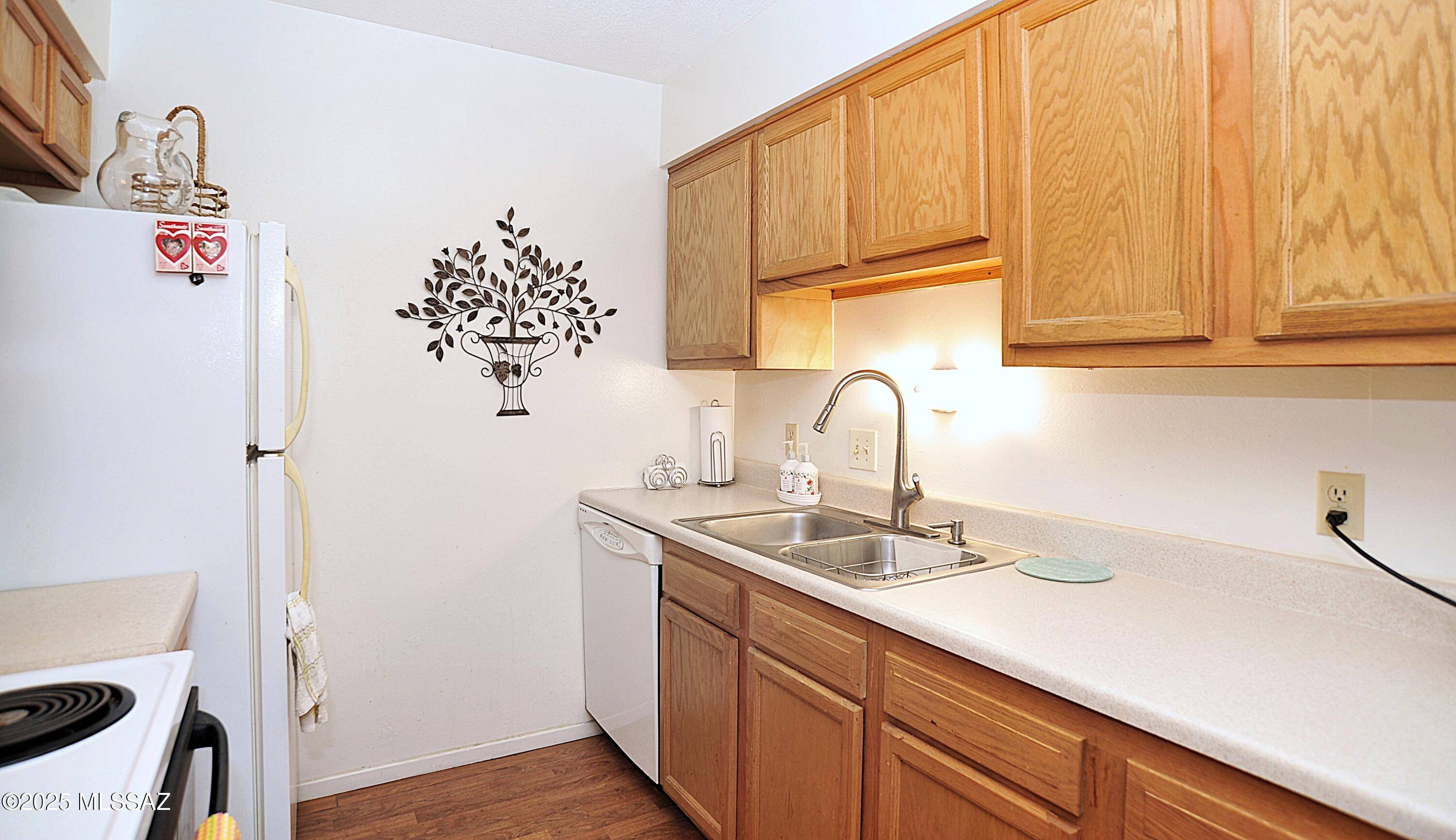 Tucson, AZ 85704,441 W Yucca Court #209