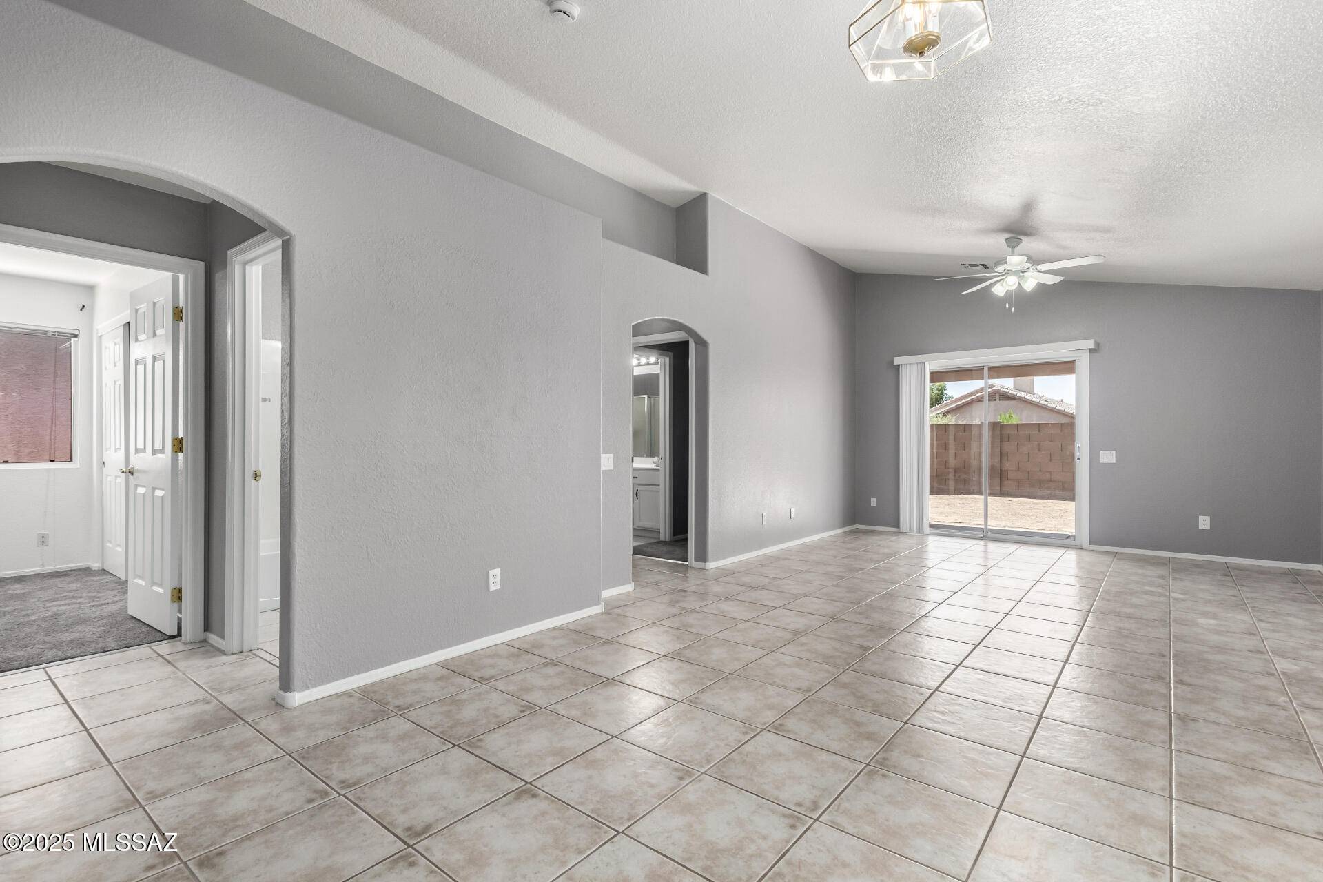 Tucson, AZ 85742,2649 W Catalina View Drive