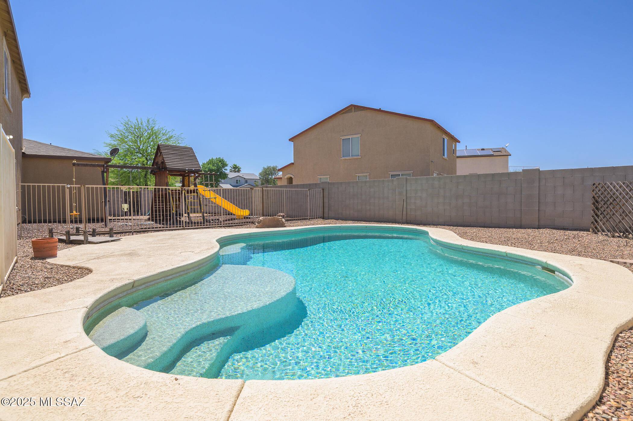 1070 W Camino Fijo, Sahuarita, AZ 85629