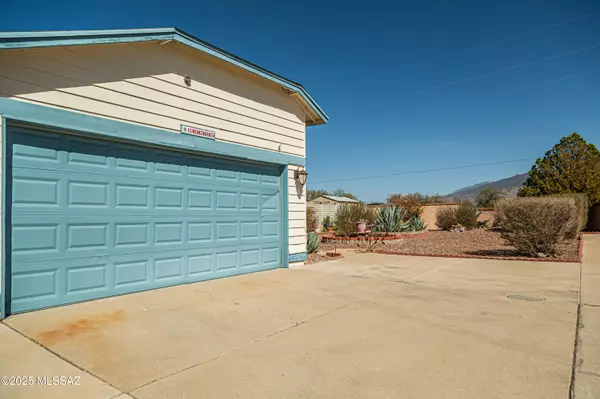 Tucson, AZ 85730,10285 E Emily Drive
