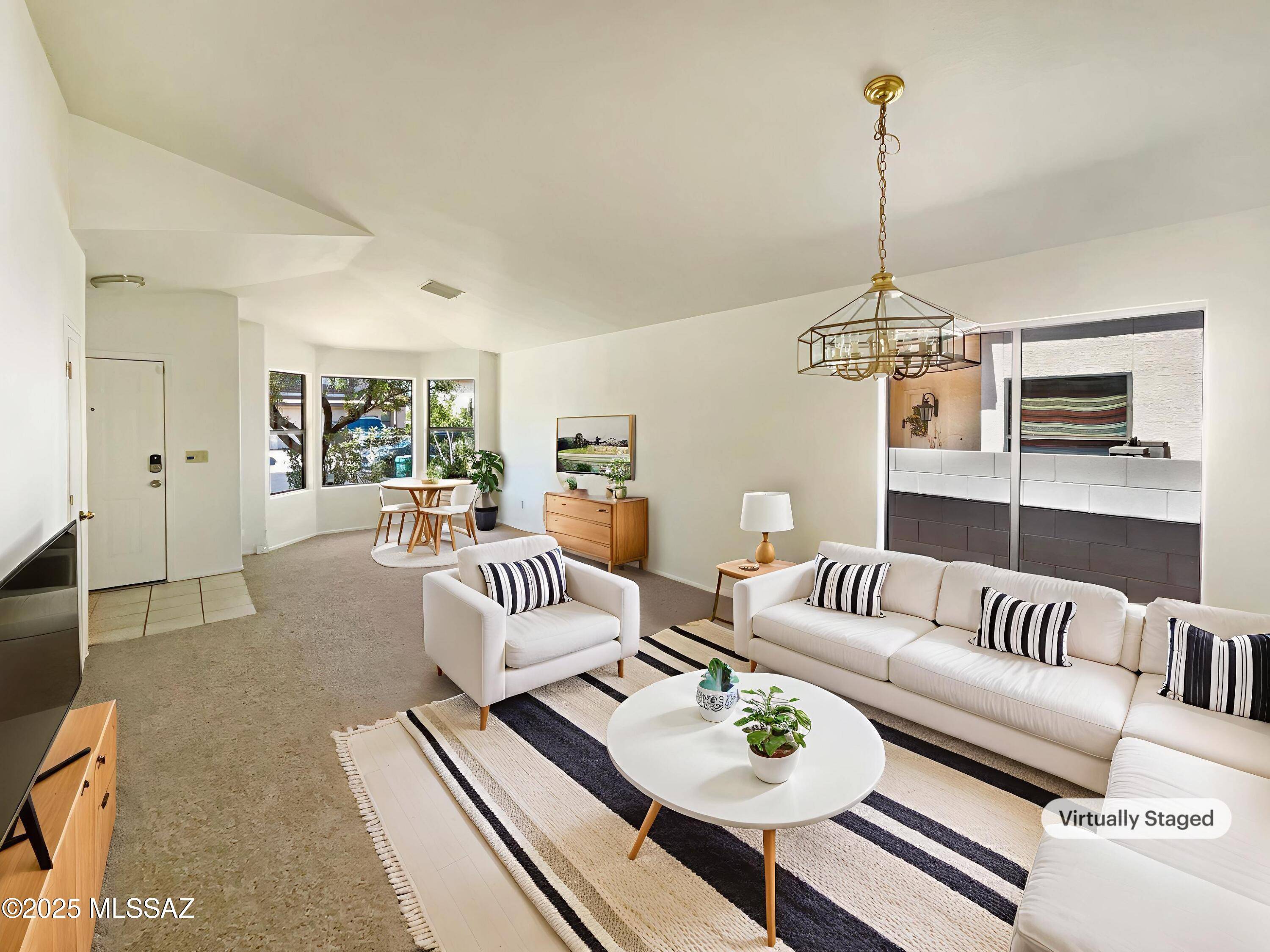 Tucson, AZ 85742,5007 W Hurston Drive