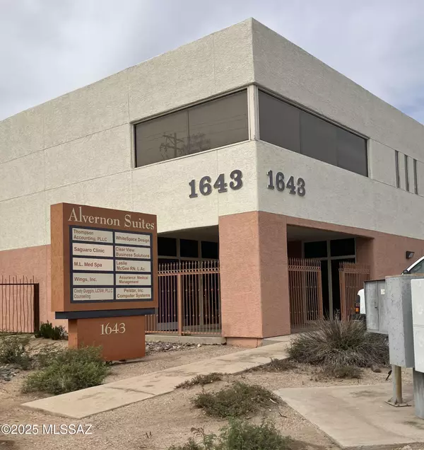 1643 N Alvernon Way #107, Tucson, AZ 85712