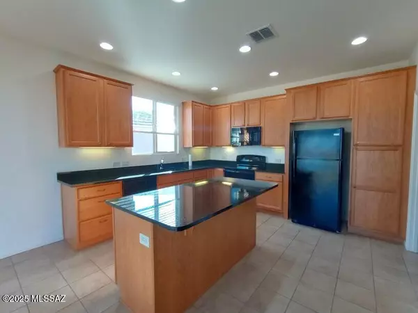 Green Valley, AZ 85614,2111 E Thunderchief Drive