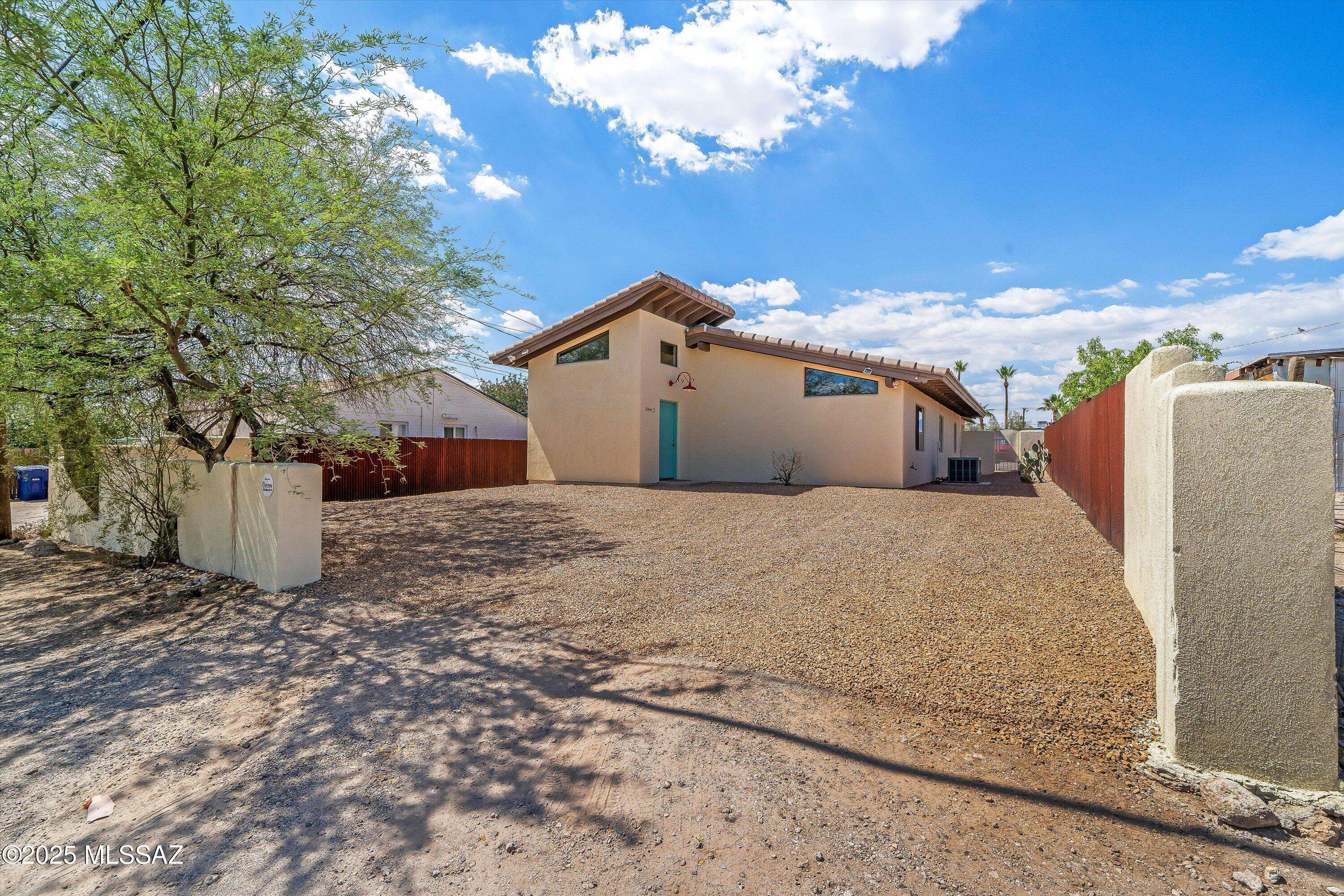 844 E Lee Street, Tucson, AZ 85719