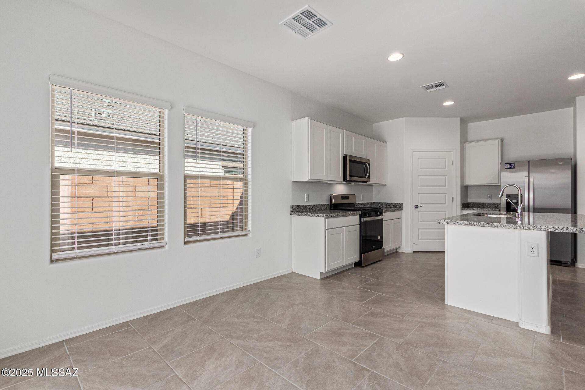 Vail, AZ 85641,14027 E Canidae DriveE