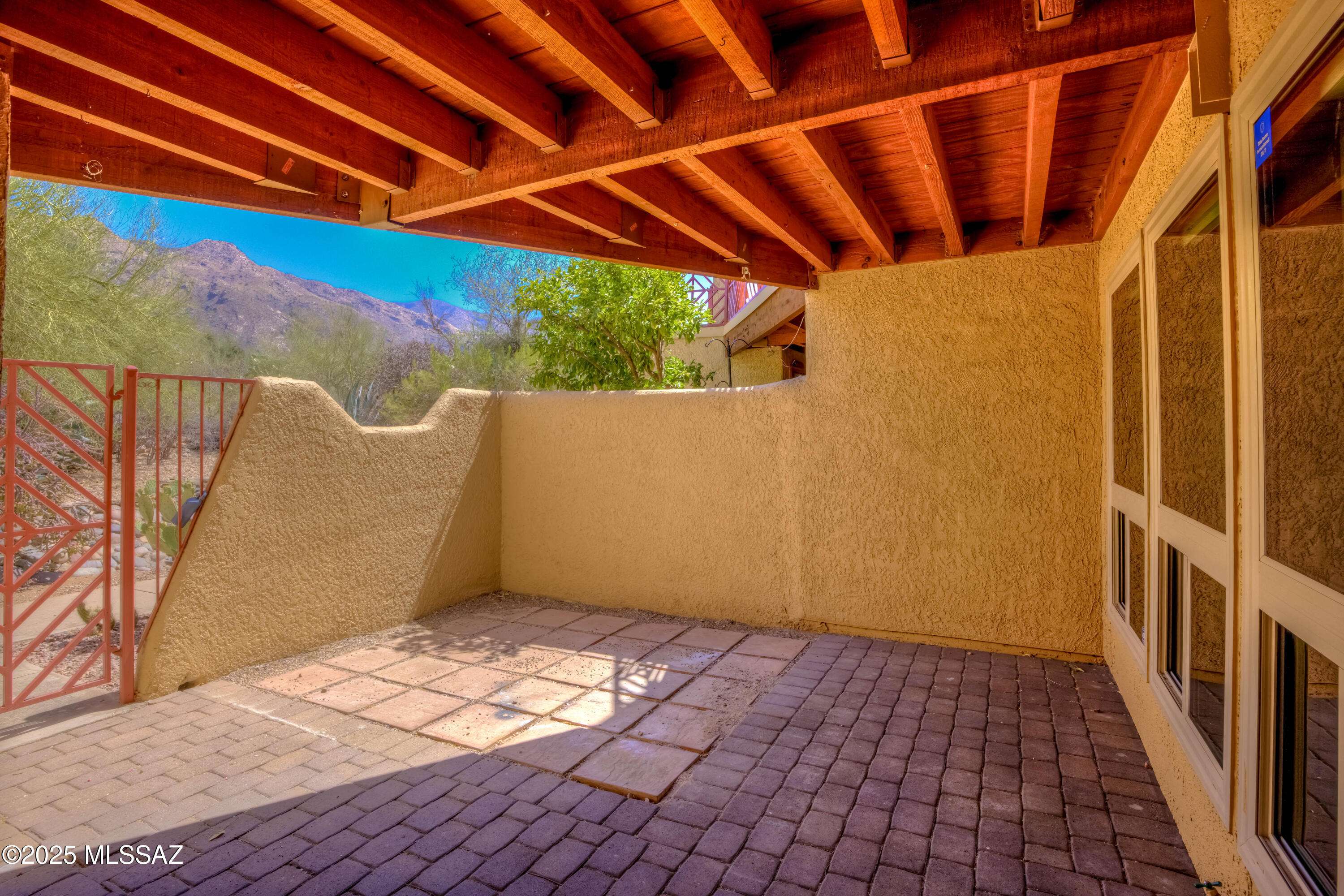 Tucson, AZ 85718,6255 N Camino Pimeria Alta  #APT 65
