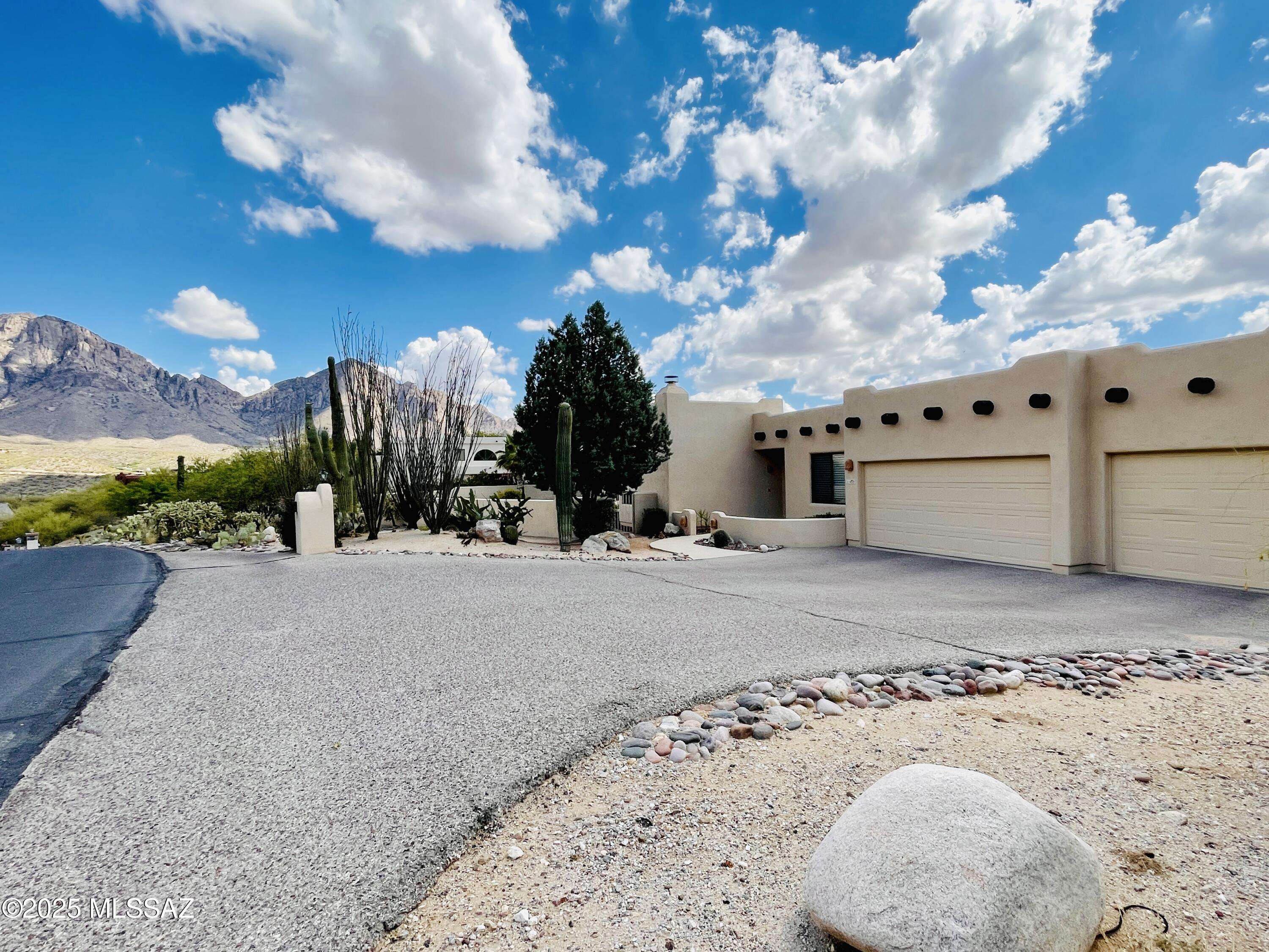 11435 N Skywire Way, Tucson, AZ 85737