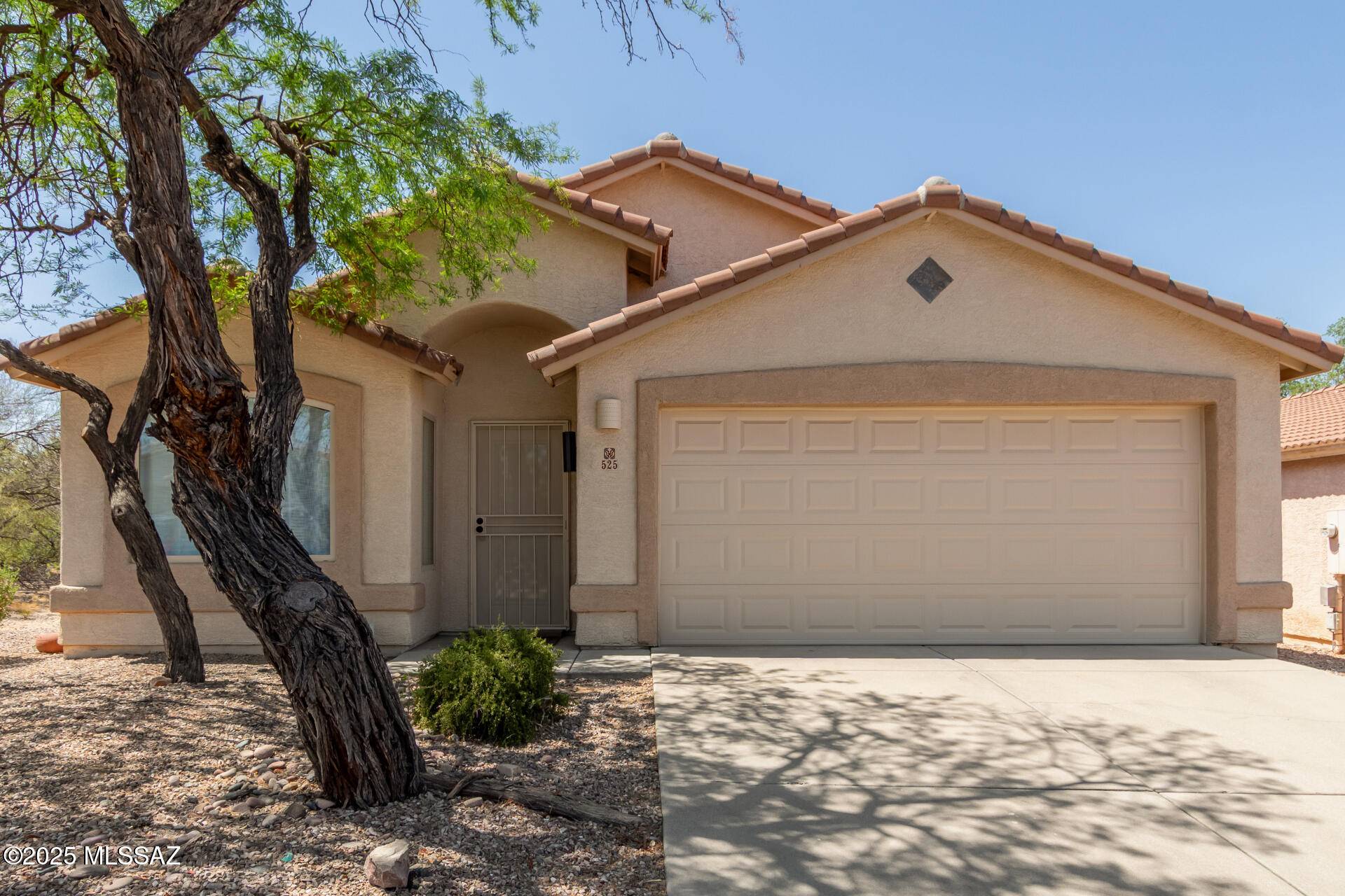 Tucson, AZ 85704,525 W Faith Dawn Court