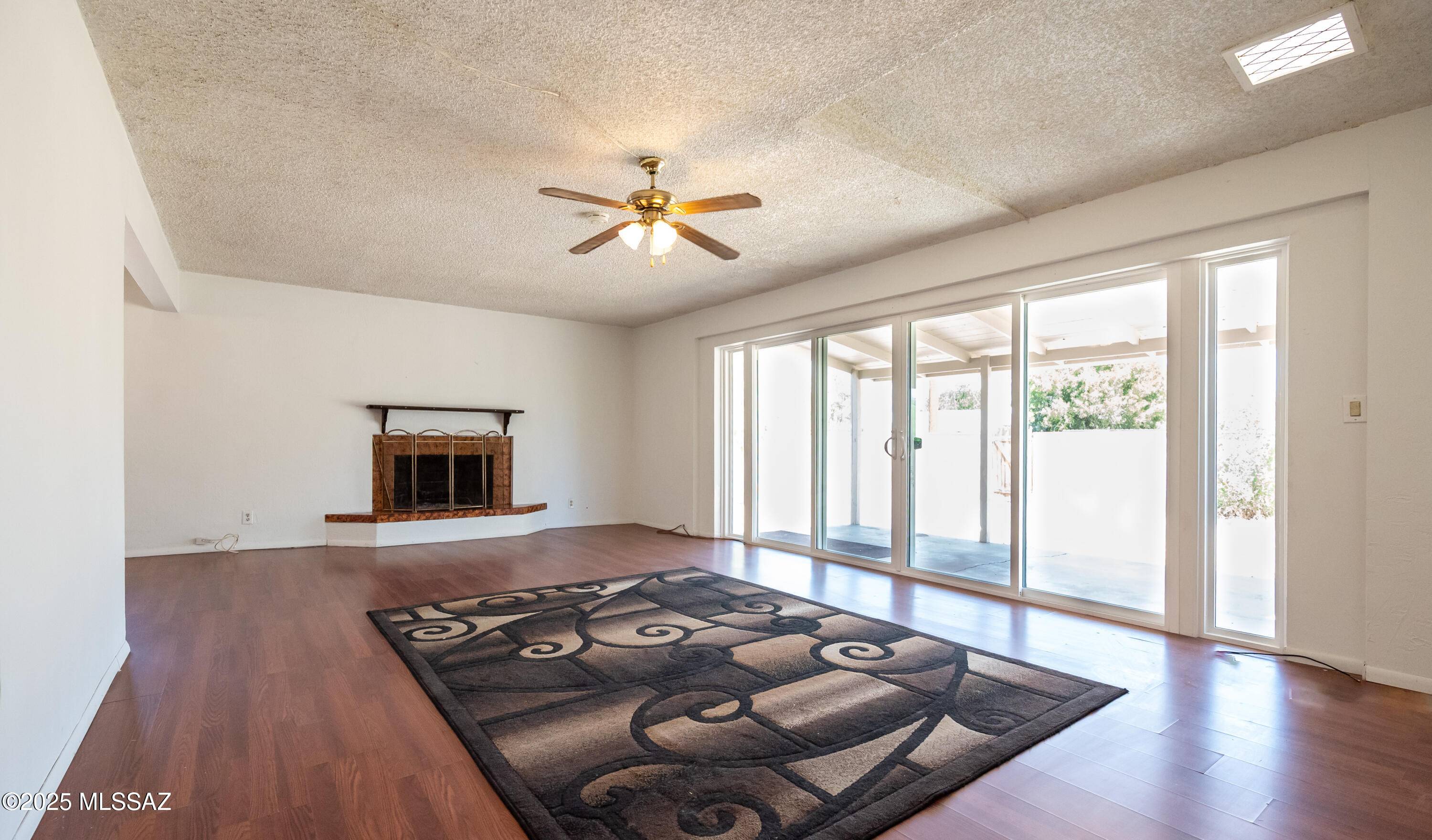 Tucson, AZ 85710,6409 E Hayne Street